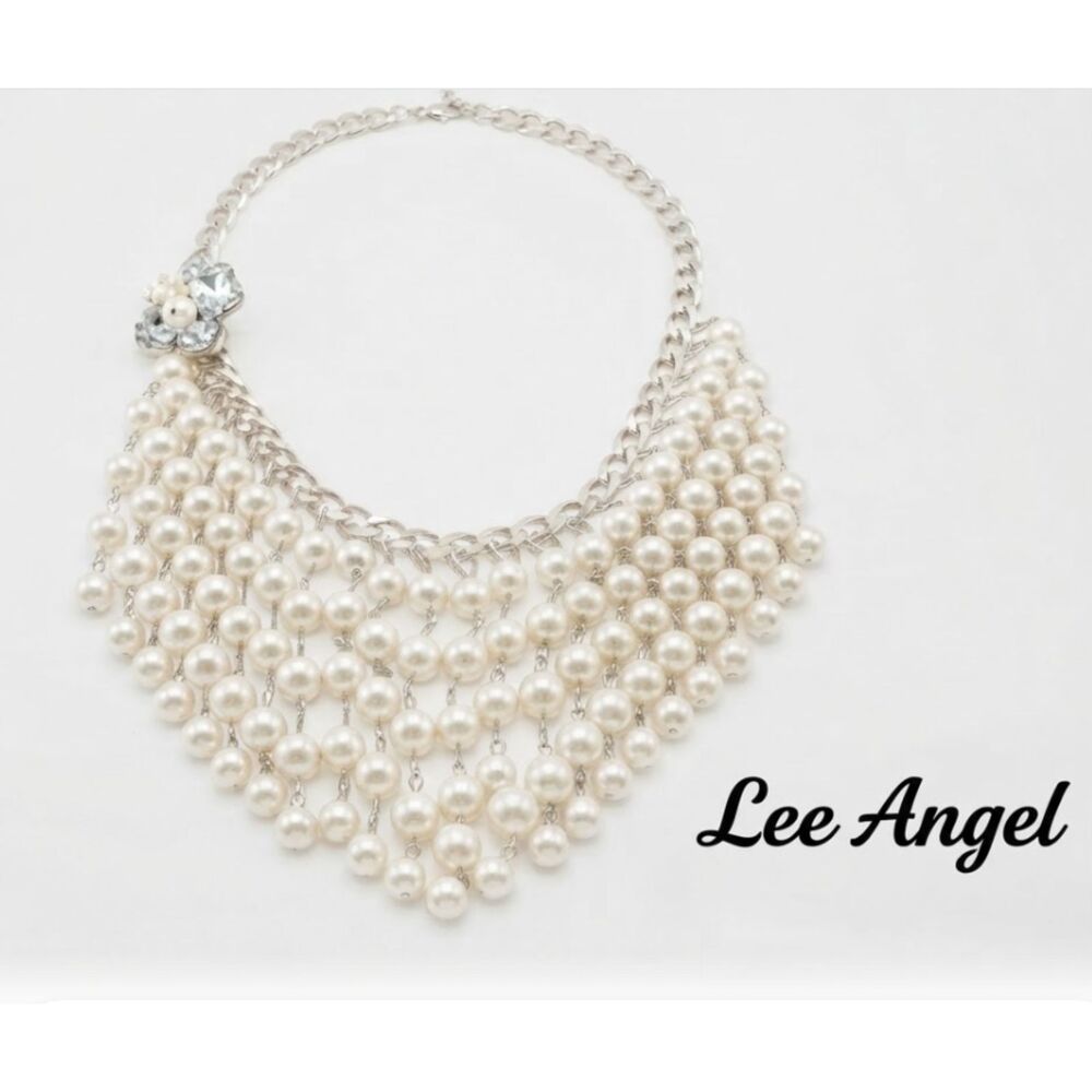 Lee Angel Women's Pearl Spray Crystal Statement Necklace NWT 550 White Gold